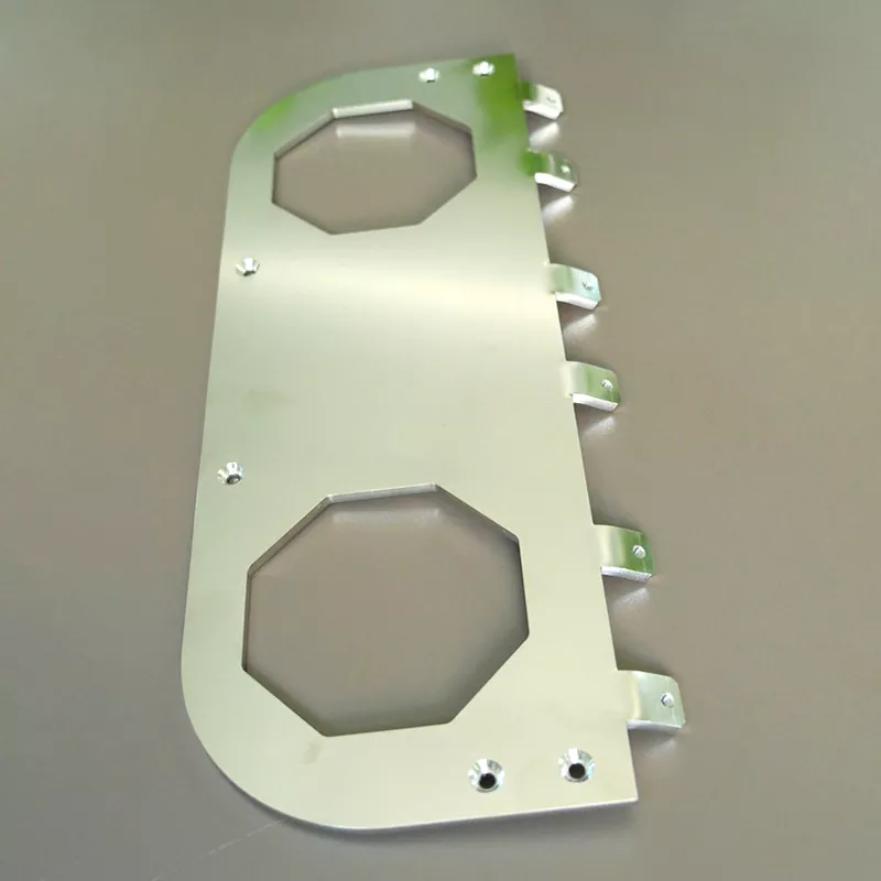 CNC الضميمة الكهربائية الصفائح المعدنية
